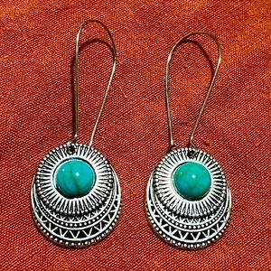 Vintage/Retro Style Turquoise Earrings